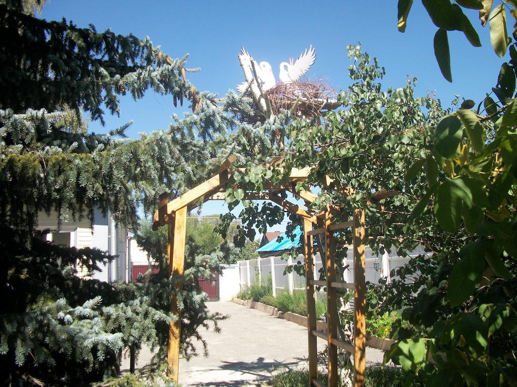 Hotel Enirest Karakol Esterno foto