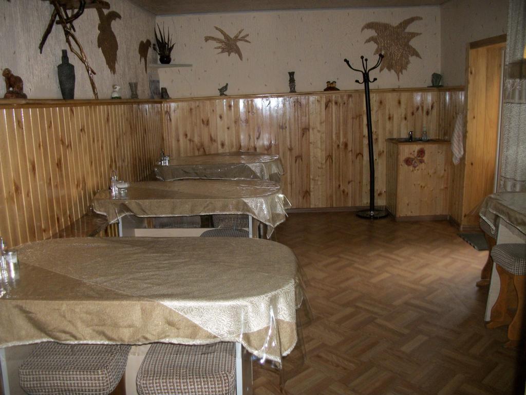 Hotel Enirest Karakol Esterno foto