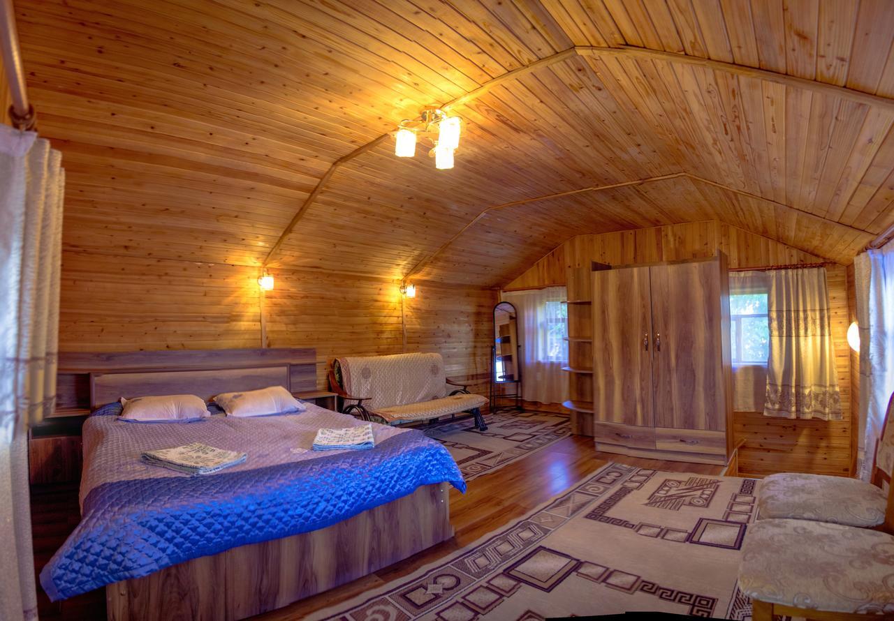 Hotel Enirest Karakol Esterno foto